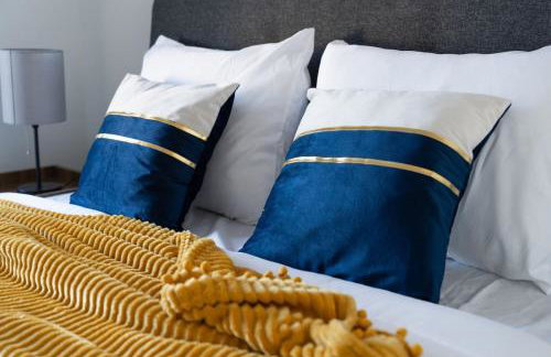 Regal Stylish Uptown Loft Beachfront RooftopWFHGym - Photo 8