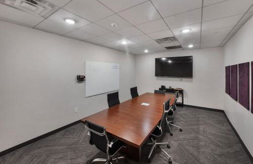 Convention Ctr Luxury 1BR Pool Gym Hot Tub - Foto 7