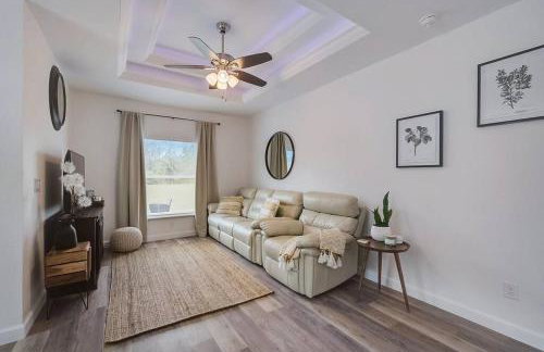 Family Villa King Bed, 3 bedrooms 2baths, 7 guests, Close to Beaches, Golfing, Fishing - Foto 21