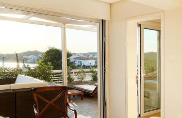 Blue Bay Vouliagmeni Luxury Apartment - Photo 31