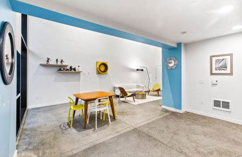 Posh Lofty Pad in Central Redmond - 92 Walkscore! - Foto 30