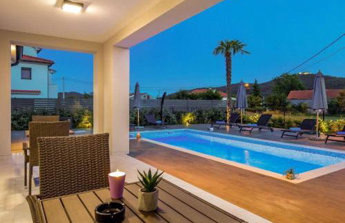 Holiday Home Schönes Haus für 8 Personen mit großem Schwimmbad by Interhome - Foto 5