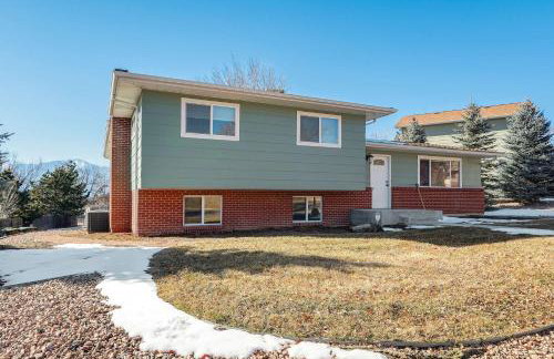 Crestpoint Court Family Multi-Level Near UCCS & BBQ - Foto 69