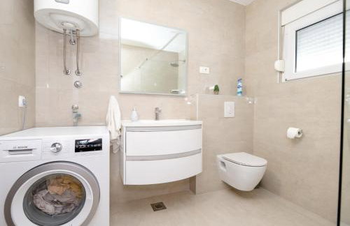 Holiday Home Villa Laura by Interhome - Photo 14