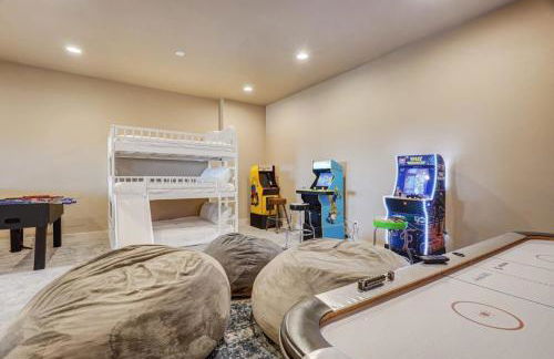 Stargazer Paradise - Top Spot Hot Tub Gym Man Cave - Foto 40