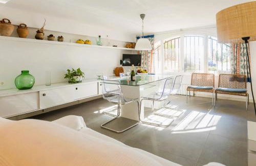 Suitur beachfront apartment Roc de Sant Gaietà - Foto 2