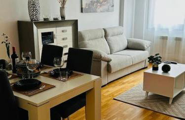 Studio 14 + garaje incluido. Nuevo, elegante, acogedor. - Foto 8