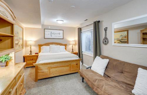 Game Room and Hot Tub Salt Lake City Area Apt - Photo 10