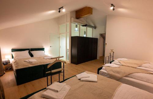 Munich Large Apartment 155 qm with 4 Bedrooms top located 1 to 12 guests - Foto 26