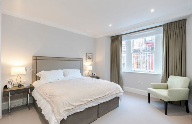 Buckingham & Lloyds Knightsbridge - Foto 8