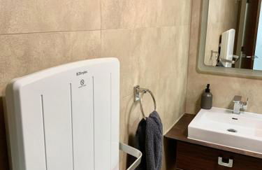 Ibiza Royale -Sleeps 6-Free Parking -Wi-Fi - Foto 42