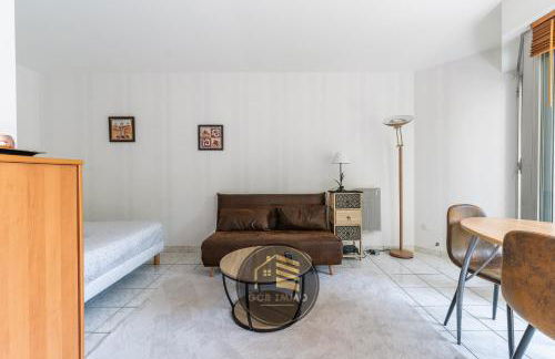 Le Cocon - 4 personnes et Parking Privé Gratuit - Foto 2