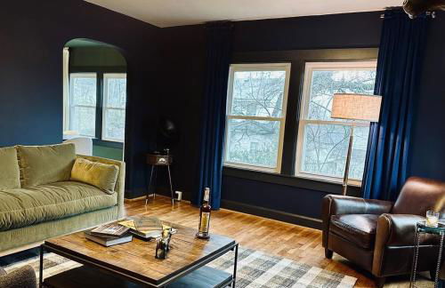 Stylish 3BR with Patio Walk to State Capitol - Foto 13