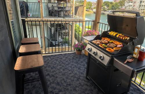 Blueys Lakefront 2 Bed and 2 Bath Condo - Foto 2