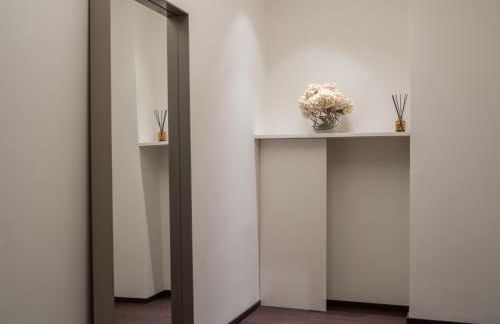 Sant'Ambrogio Luxury Apartment R&R - Photo 38