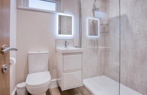 Waterfront 1 - 1 Bedroom Apartment - Wisemans Bridge - Foto 88