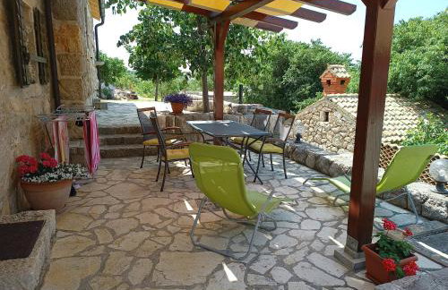 Traditional Stone House Bura - Nature Park Velebit - Photo 23