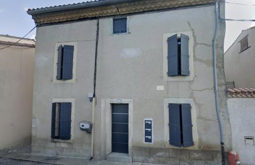 T2 cosy tout équipé, parking et wifi gratuit, Castres - Foto 2