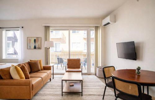 Walker's Point Studio with Gym and Balcony - Foto 8