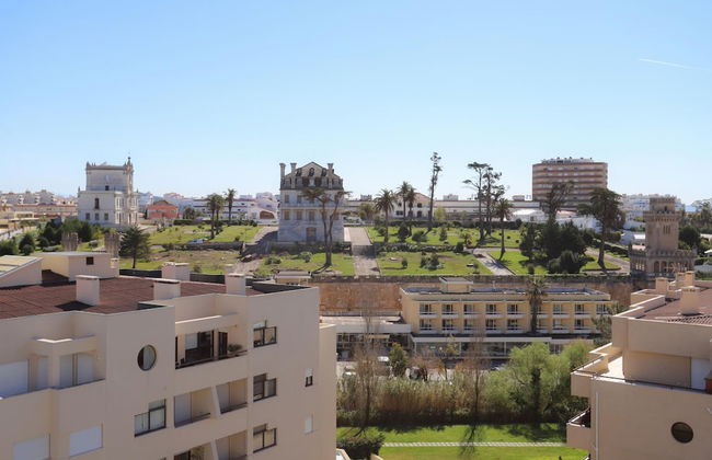 Sotto Mayor Residence - Photo 9