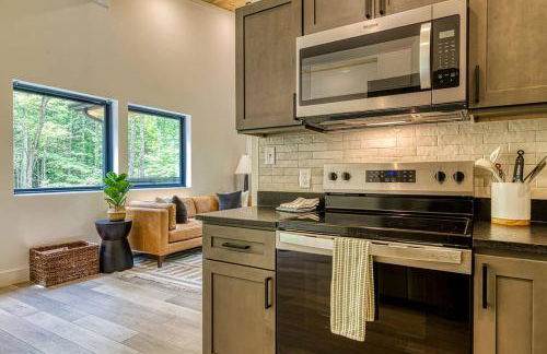 Peaceful Smoky Treehouse| Hot Tub • Hammock • Deck - Foto 27