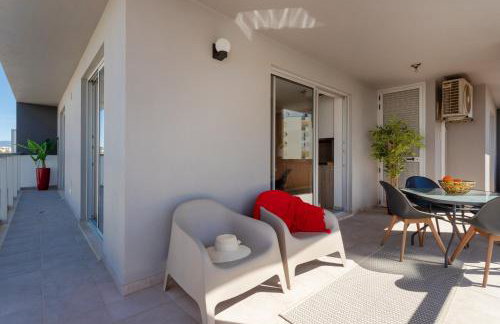McRamé Design Apt Sea View, Beachfront, Swimming Pool, 2BDR, 2BAR, 6 pax, Praia da Rocha - Photo 20