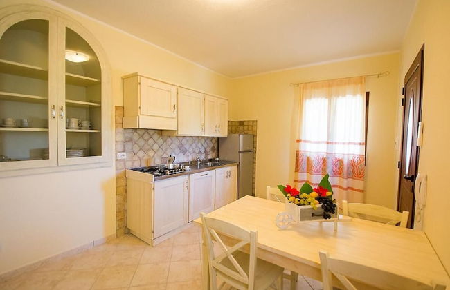 Relaxing Le Residenze del Maria Rosaria No2210 Sleeps 3 Persons - Foto 1