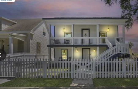 The Lambo Beach Cozy Retreat 2BR 2BA, Near UTMB & Cruise Port - Foto 1