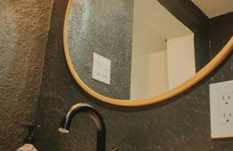 Casa Charleston-3BR-2Bath-Private HOT TUB-Pet Friendly-No Pet Fees! - Photo 46