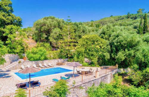 Villa Varvara Kerasia with private pool by DadoVillas - Foto 12