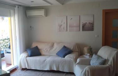 Apartamento Salamandra 100m2 con terraza y piscina - Photo 9