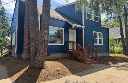 Spacious 3-Bedroom Near Campus - Photo 1