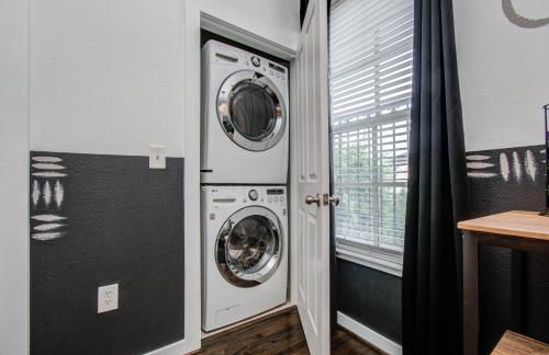 Midtown Urban Retreat 2story 1BD Apartment - Foto 19