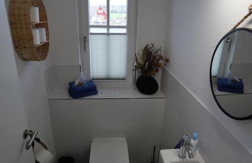 neben Wismar FH"FaJuKa" Strandnah mit Wallbox - Photo 9