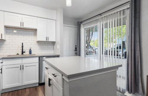 Furnished Apartments in University Hills - Foto 42