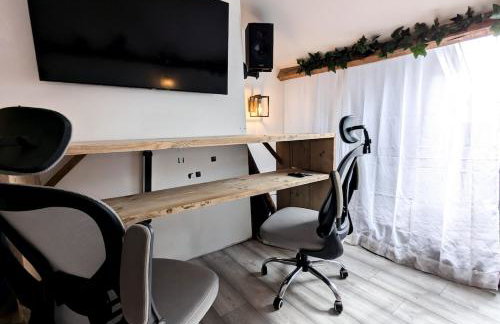 Quirky & cosy 1 or 2 bedroom house in peaceful village - Photo 57