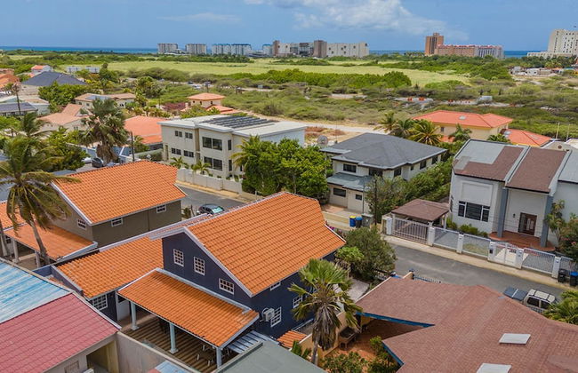 Renovated 4br2ba w Private Pool in Prime Location - Foto 43