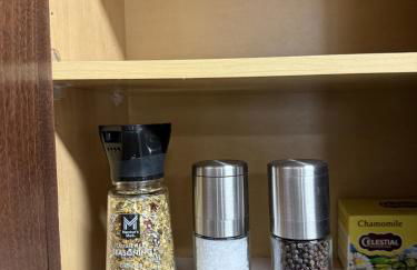 Softly Styled 1 King Sofa Bed Haven Frisco, TX - Foto 5