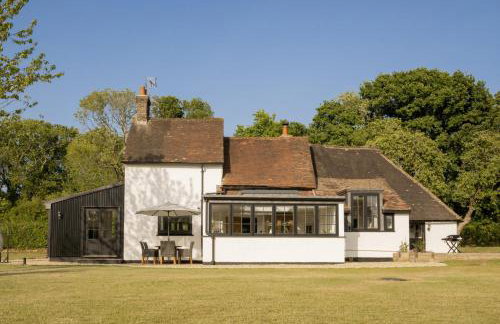 Historic Farmhouse Retreat Foot of the South Downs - Foto 24