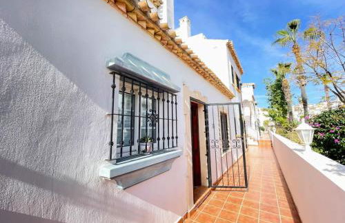 South facing Los Dolses bungalow - comm pool LD186 - Foto 2