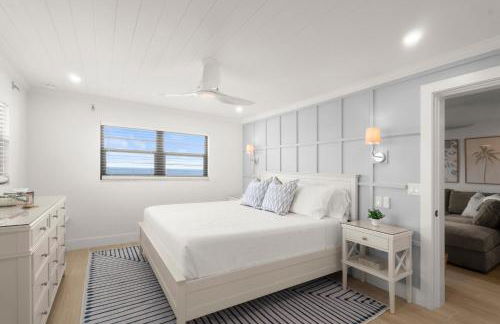 Serenity Shores Renovated Top Floor Condo w Stunning Ocean Views - Foto 15