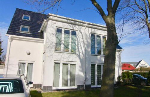 Haus Annelie FEWO 2 OG - Photo 1