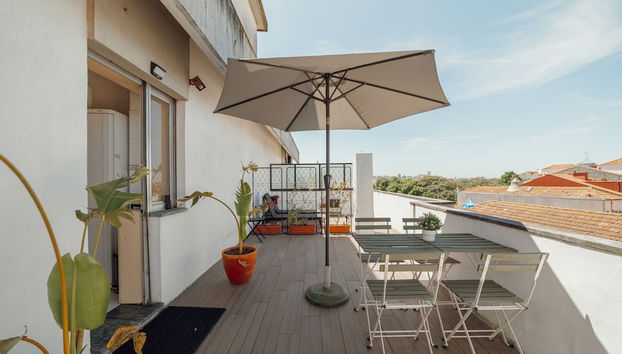 Downtown Classic With Terrace by Vacationy - Foto 3, Habitación