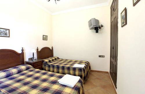 Spacious Villa with Pool in Sanlúcar la Mayor - Foto 8