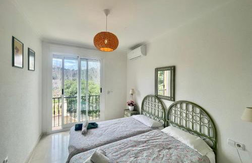 Altea Hills 3BR House with Private Garden - Photo 8