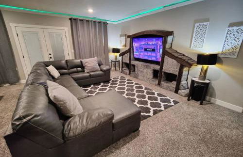 Paradise View Lodge - Amazing Lake Views, Playroom, Pool, HotTub! - Foto 52