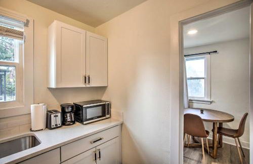 Modern-Chic Studio about 1 Mile to Dtwn Spokane! - Foto 11