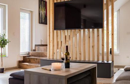 Riverside house with pool jacuzzi and sauna in Croatia - Foto 20