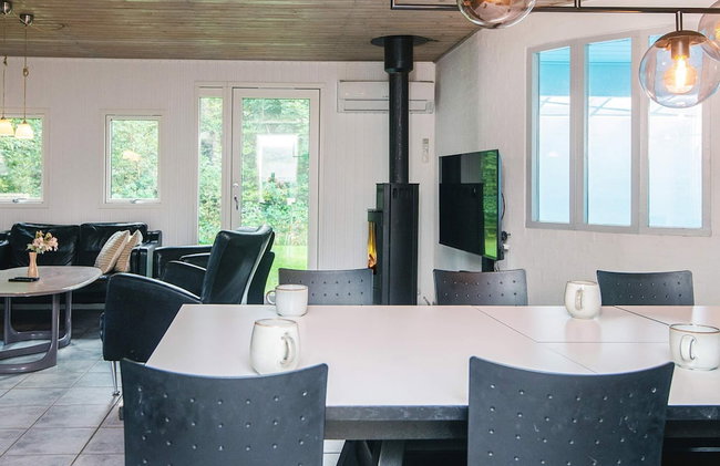 8 Person Holiday Home in Orsted - Foto 39