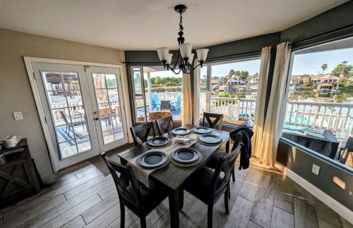 3 Bedrooms - Game Room - On the water - Foto 48